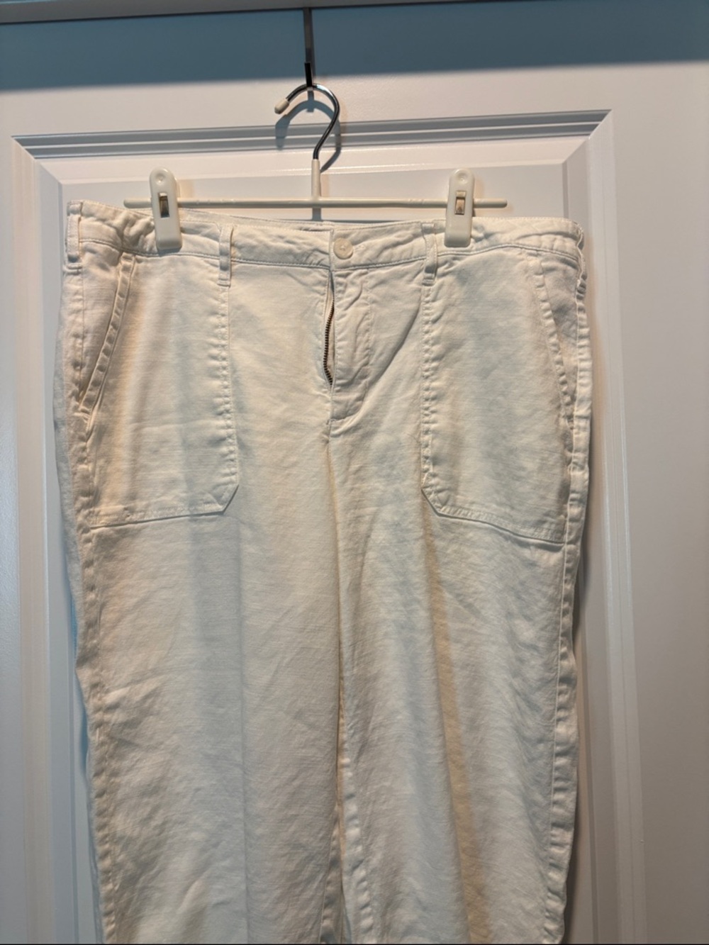 NYDJ White  Wide Leg Pants with Front Patch Pockets